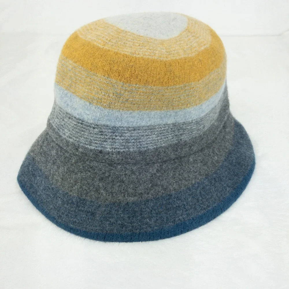 Duluth Trading Co Bucket Hat Womens Large Blue Striped Wool Blend Winter Warm